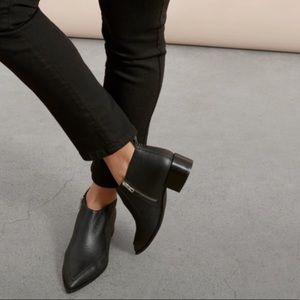 Everlane ⚡️ Leather Boss Boots in Black